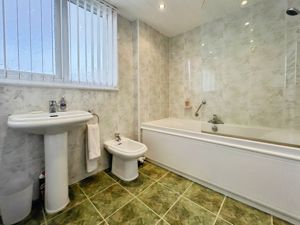 Photo 1- click for photo gallery